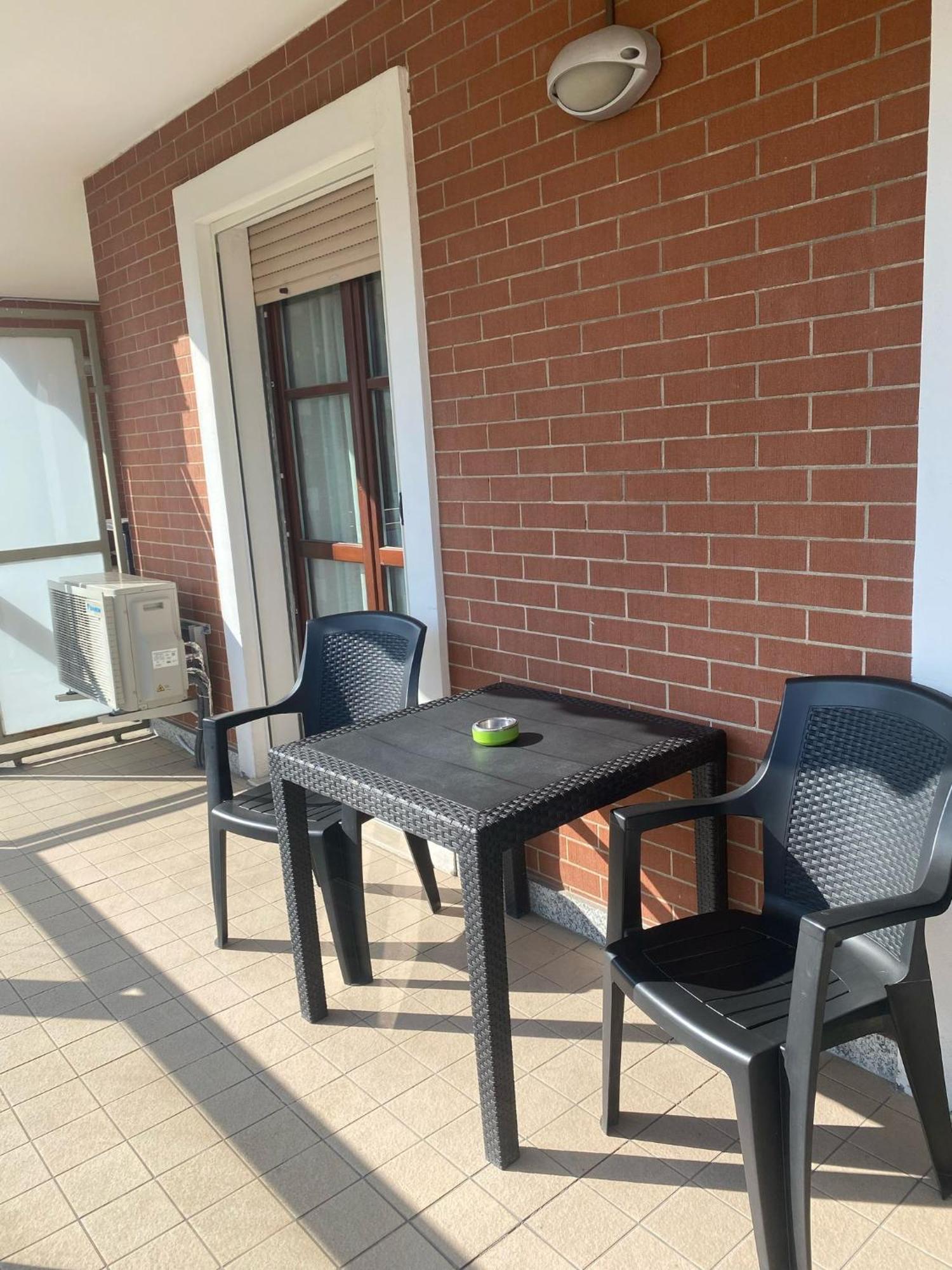 Relax Preserasca-Modern Apartment-Borgo Mercato-Moncalieri Exterior photo